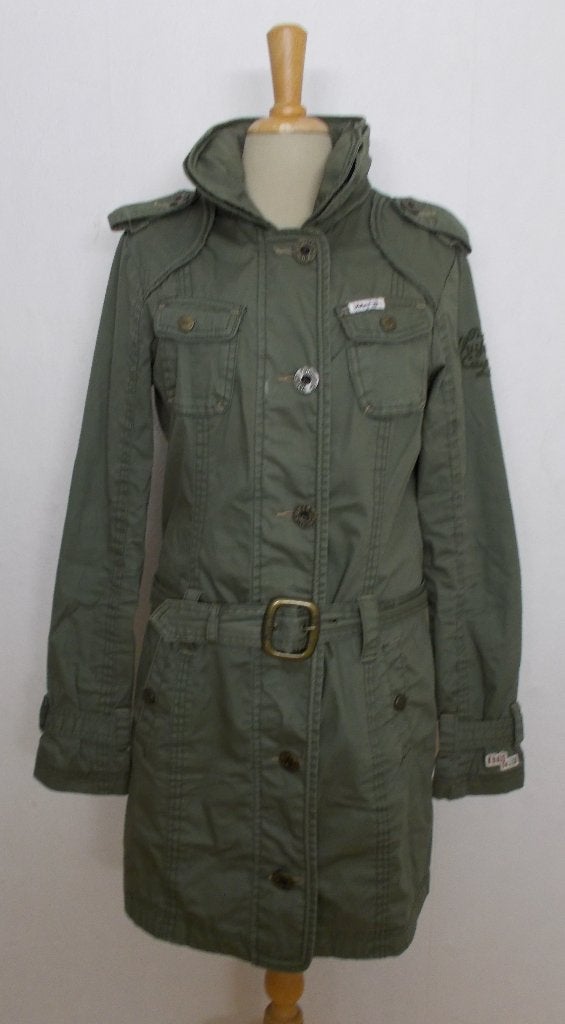 Stoere groene halflange jas met leuke details van Khujo! M, Verzenden, Zo goed als nieuw, Maat 38/40 (M), Groen