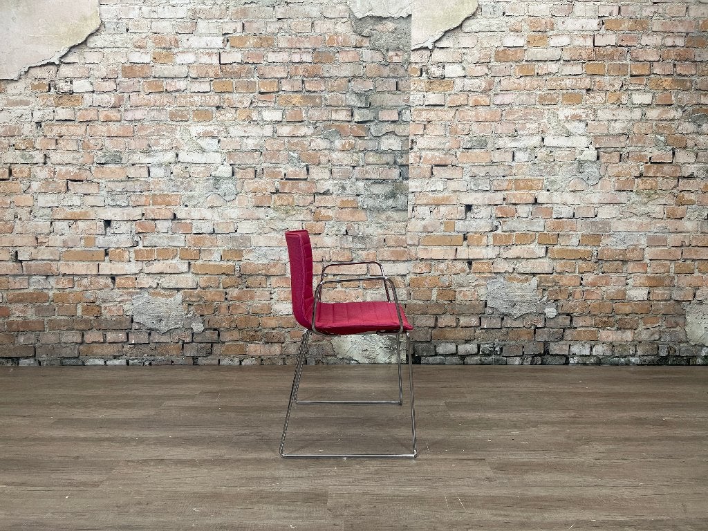 Arper Catifa 46 paarsroze met armleuning bij TheReSales, Ophalen, Overige kleuren, Design, Zo goed als nieuw