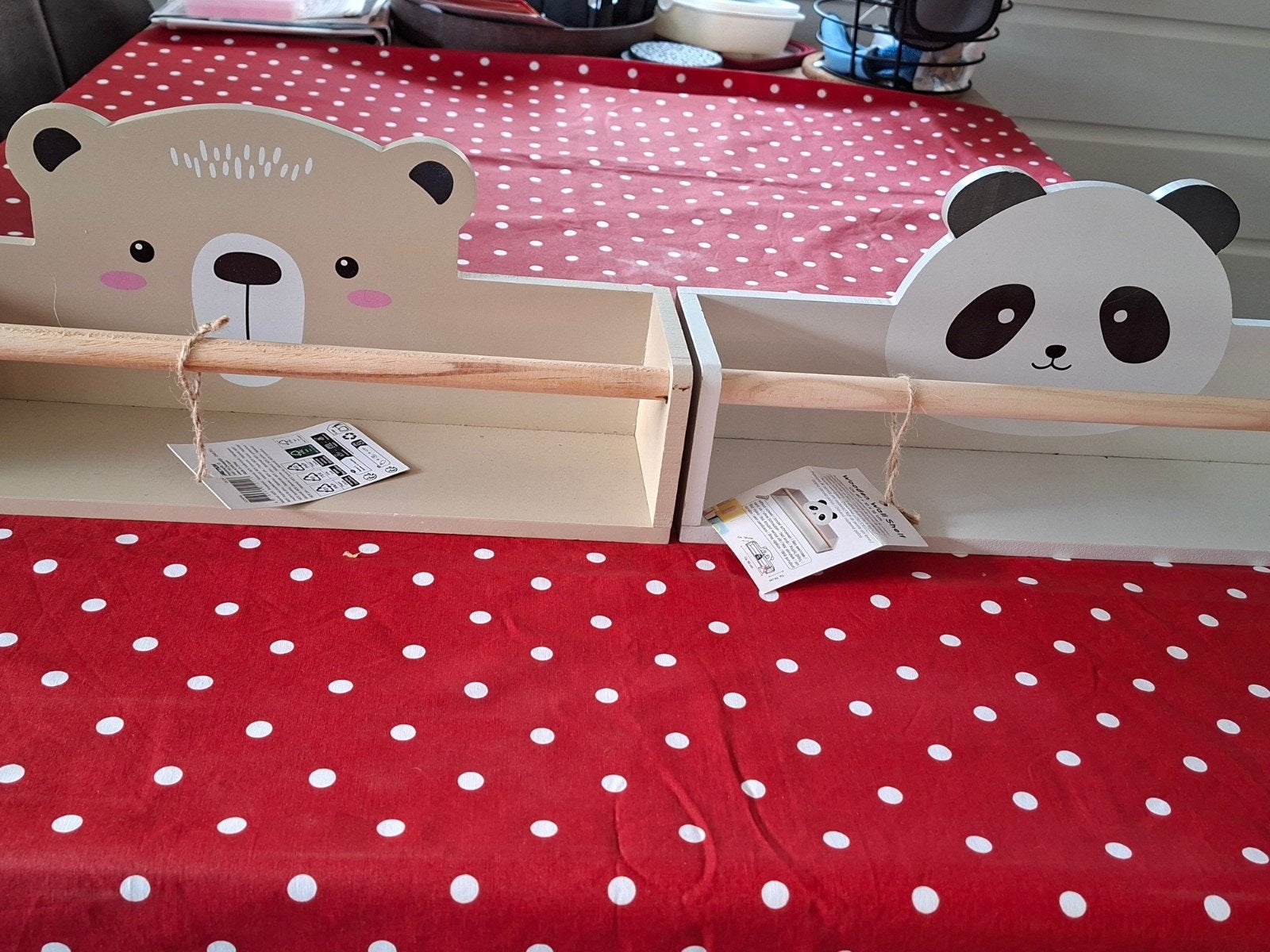 Leuke baby opbergplanken met beer en panda design, Overige merken, Ophalen of Verzenden, Zo goed als nieuw, Opbergmeubel