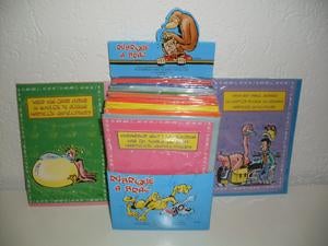 Partij luxe Wenskaarten Hartelijk gefeliciteerd in display, Diversen, Rommelmarktspullen, Verzenden, ., Nieuw, .