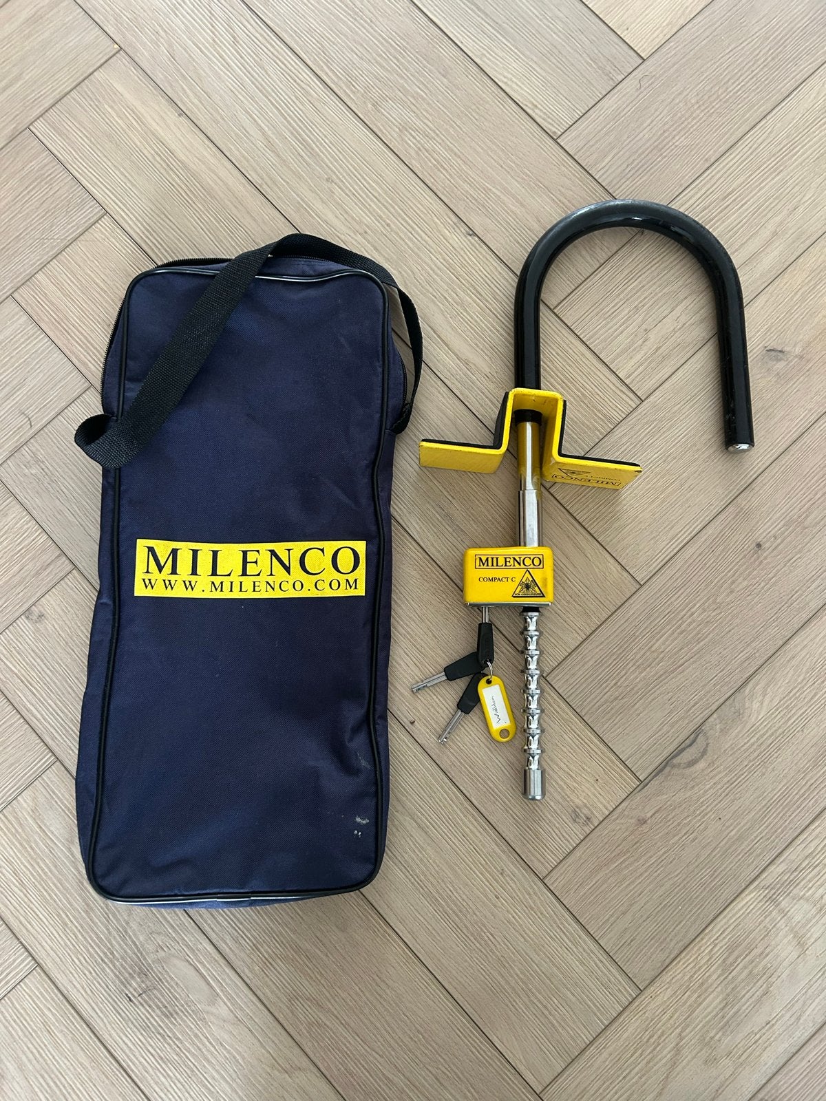 Milenco Compact C wielklem SCM goedgekeurd, Ophalen of Verzenden, Zo goed als nieuw