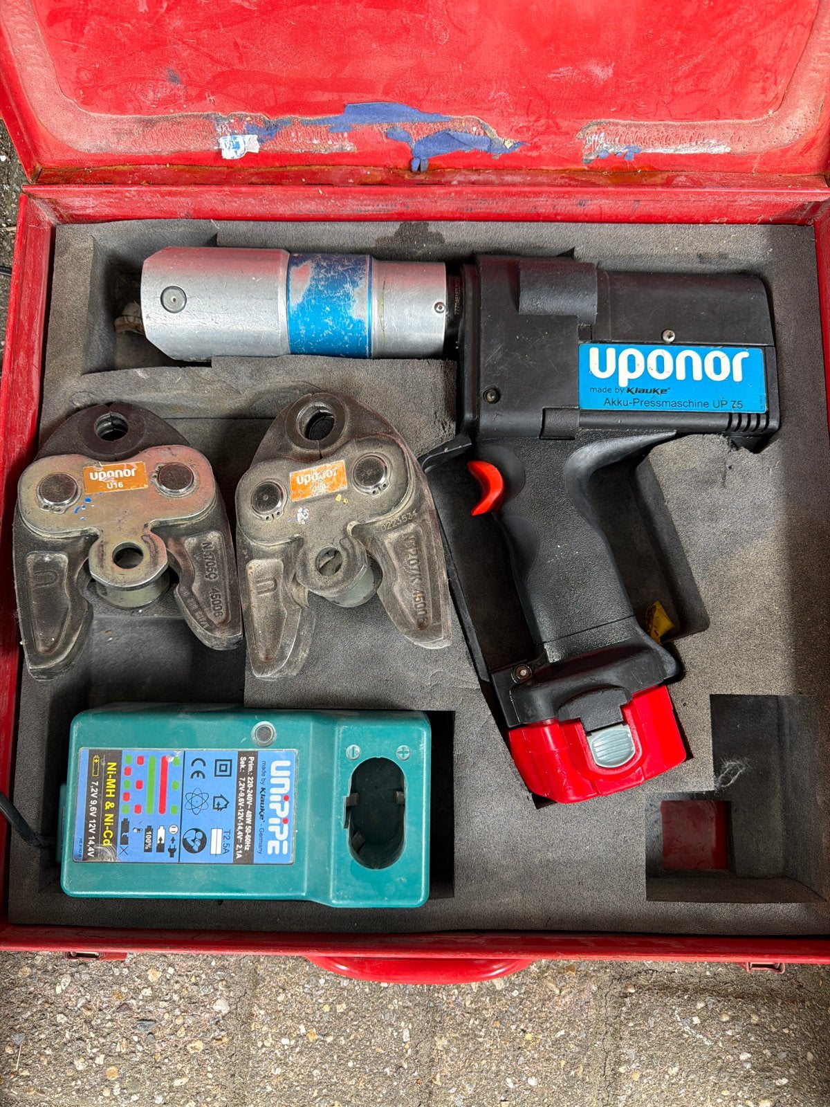 Uponor Akku-Pressmaschine UP 75 met toebehoren, Ophalen of Verzenden, Gebruikt