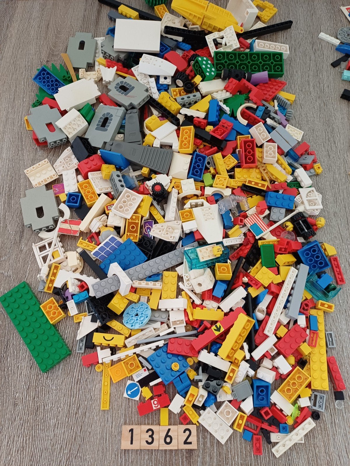 Lego Partij Beschadigde Onderdelen 2 kilo, Ophalen of Verzenden, Gebruikt