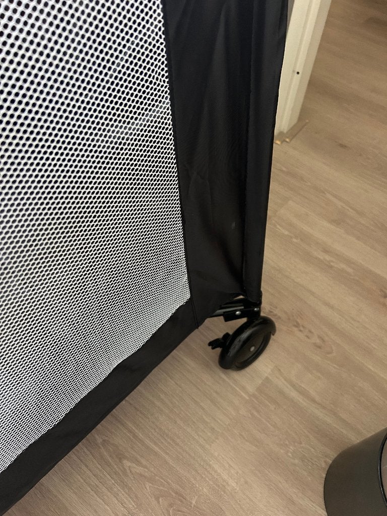 Reis box, Ophalen, Zo goed als nieuw, Rechthoekig, Wieltjes