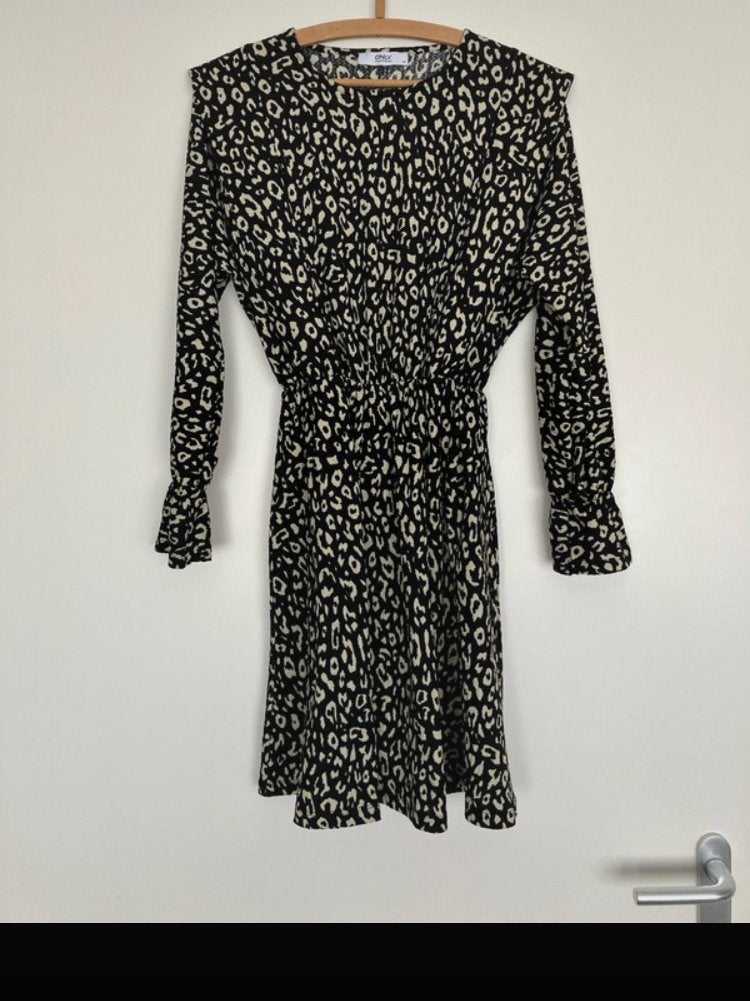 Leuk jurkje only maat xs, Ophalen of Verzenden, Zo goed als nieuw, Maat 34 (XS) of kleiner, Boven de knie