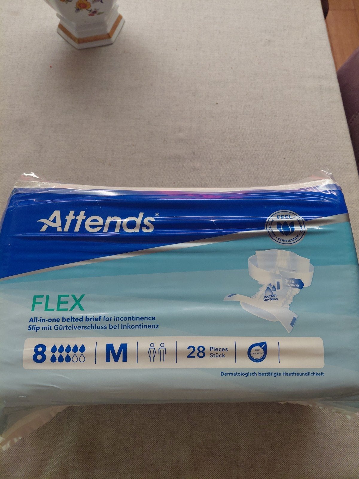 Attends flex M 28 en 23 stuks incontinentie slips, Ophalen