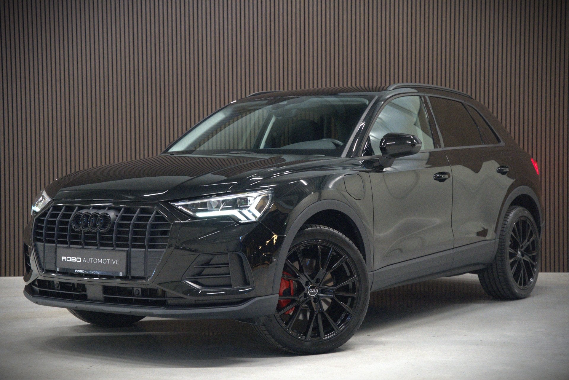 Audi Q3 45 TFSI e Advanced edition | Stoelverwarming | Adapt, Auto's, Dealer onderhouden, Stof, Gebruikt, Zwart