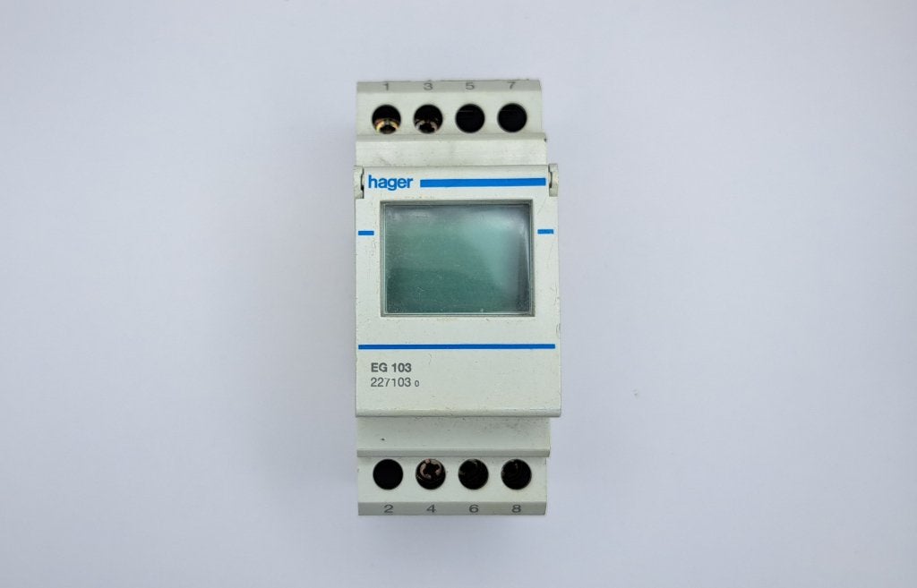Hager groepenkast digitale schakelklok EG103 (1x), Gebruikt, Onbekend, Ophalen of Verzenden, Onbekend