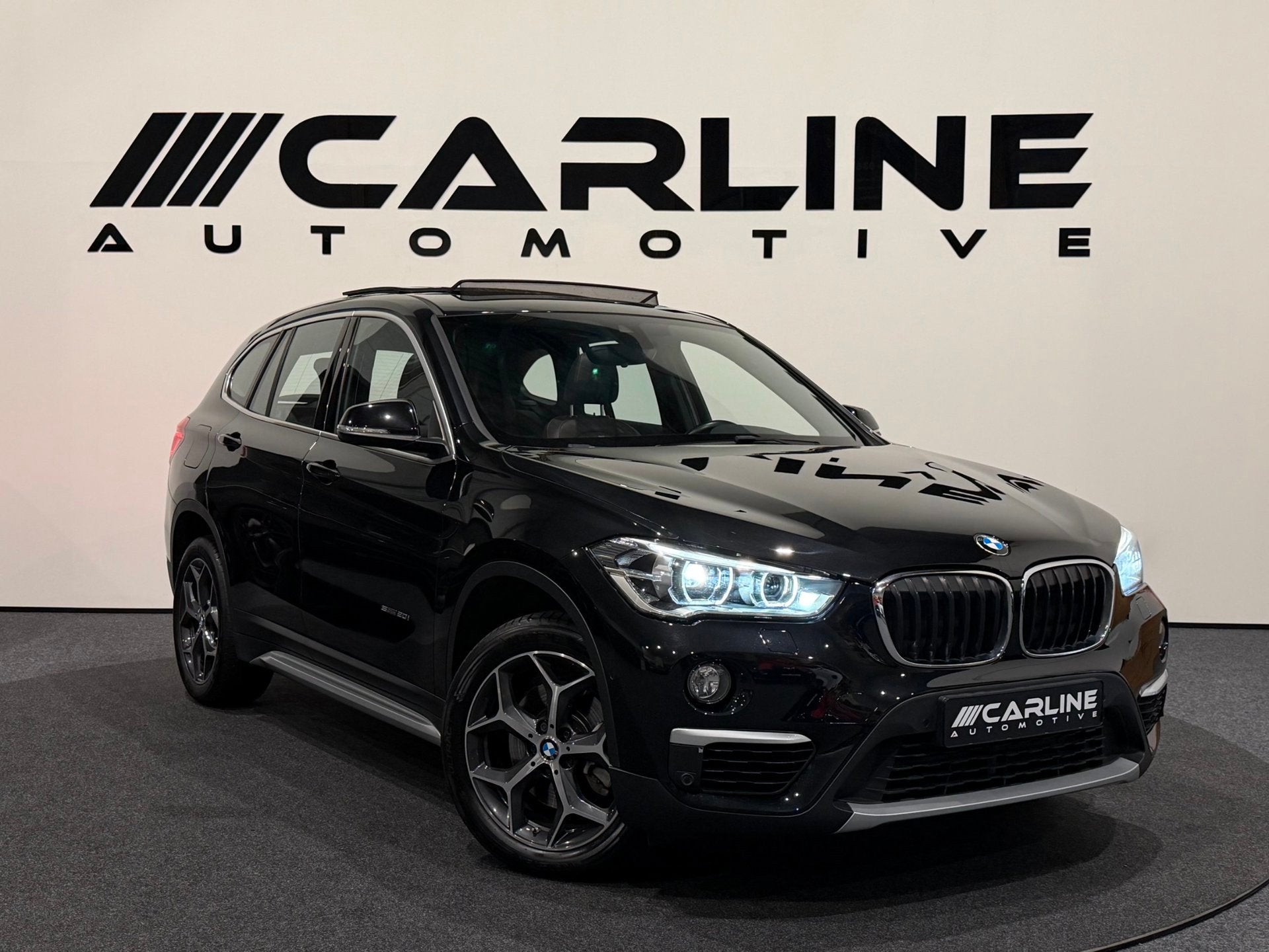 BMW X1 sDrive20i xLine High Executive AUT. PANORAMA ACC HEAD