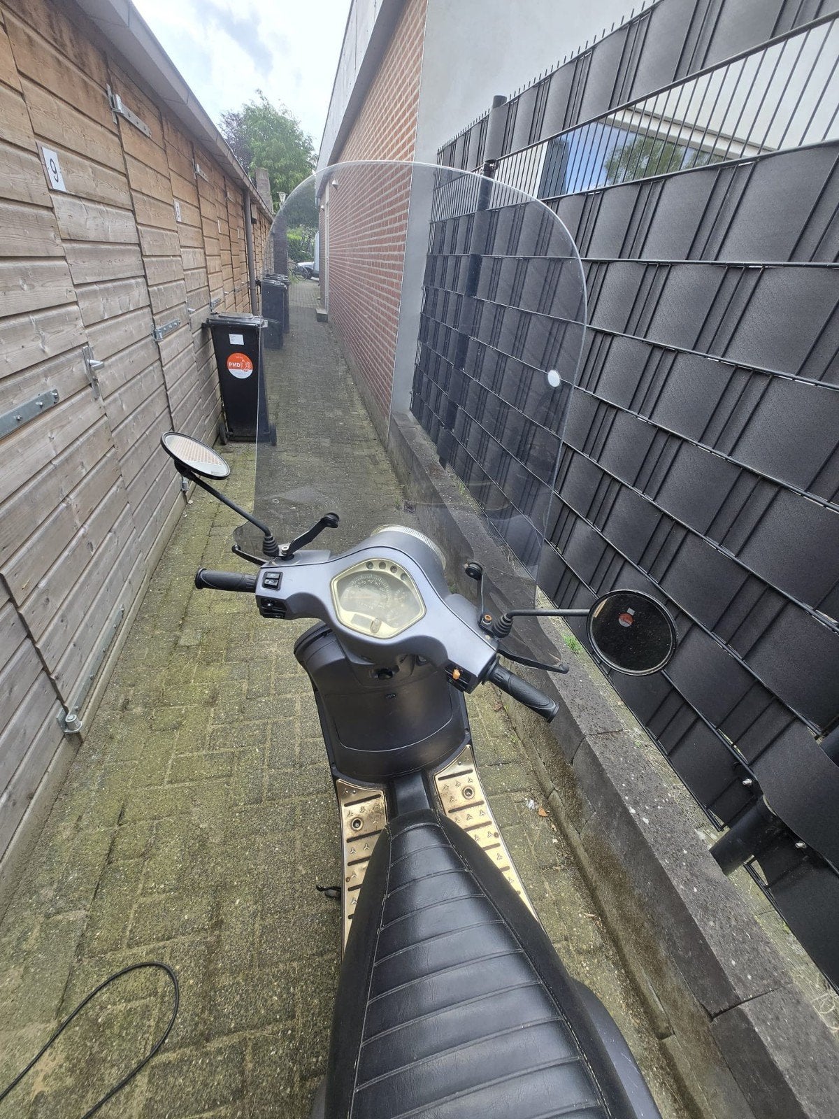 GTS Scooter Grijs met Windscherm, Fietsen en Brommers, Ophalen, Benzine, Overige merken