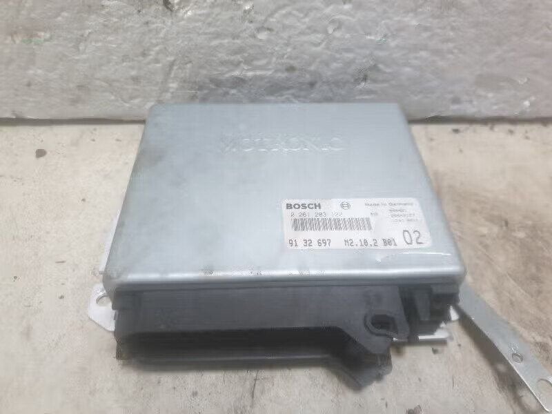 COMPUTER MOTOR Saab 900 II (YS3D) (0-261-203-122), Robert Bosch AG, Gebruikt, Ophalen of Verzenden, Robert-Bosch-Allee 1 74232 Abstatt, DE