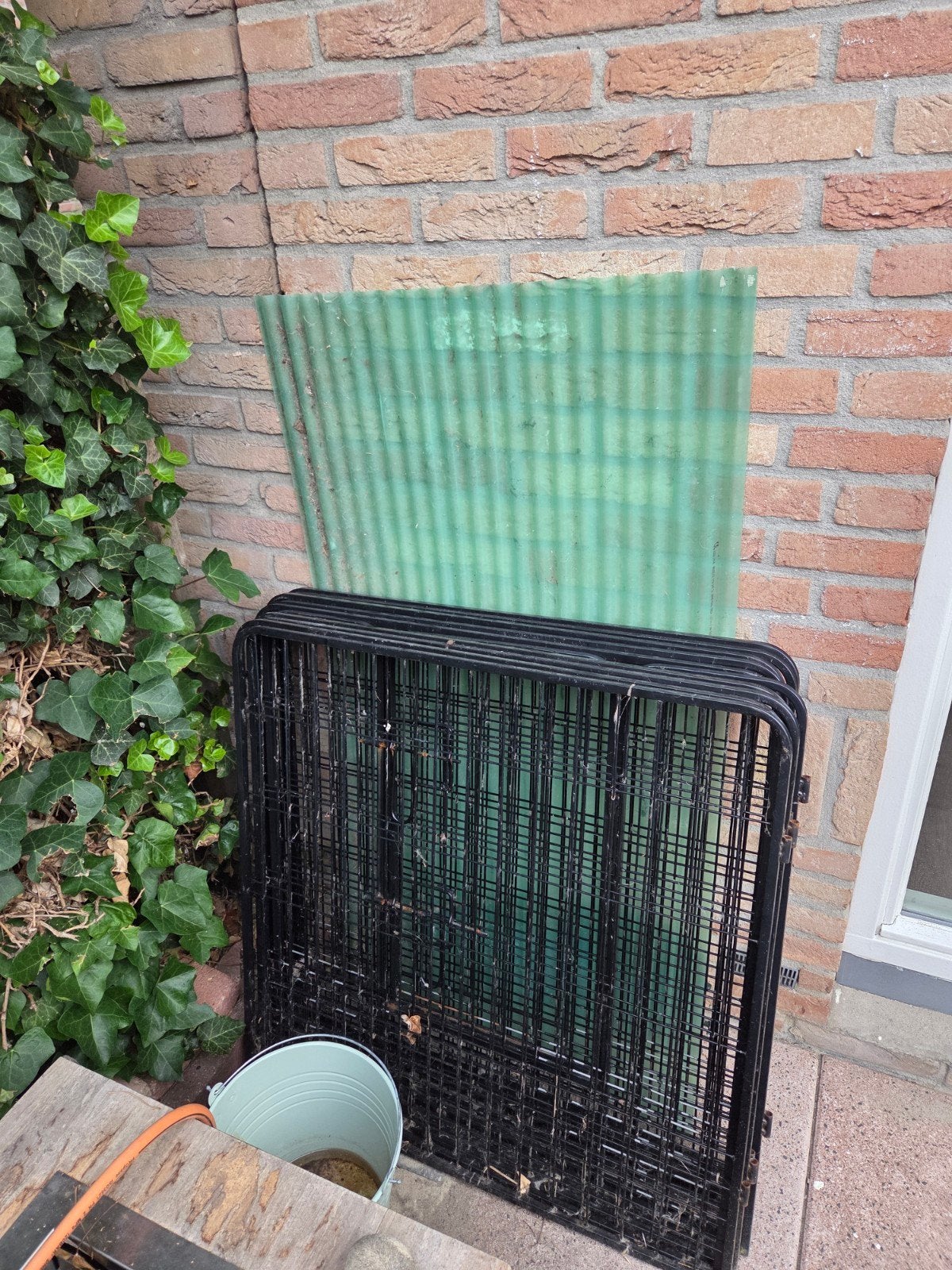 Zwarte degelijke Konijnenren, Dieren en Toebehoren, Knaagdieren en Konijnen | Hokken en Kooien, Ophalen, 60 tot 90 cm, Ren, 110 cm of meer