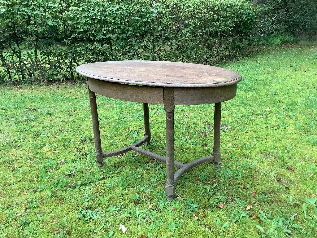 Antieke ovale tafel, Ophalen