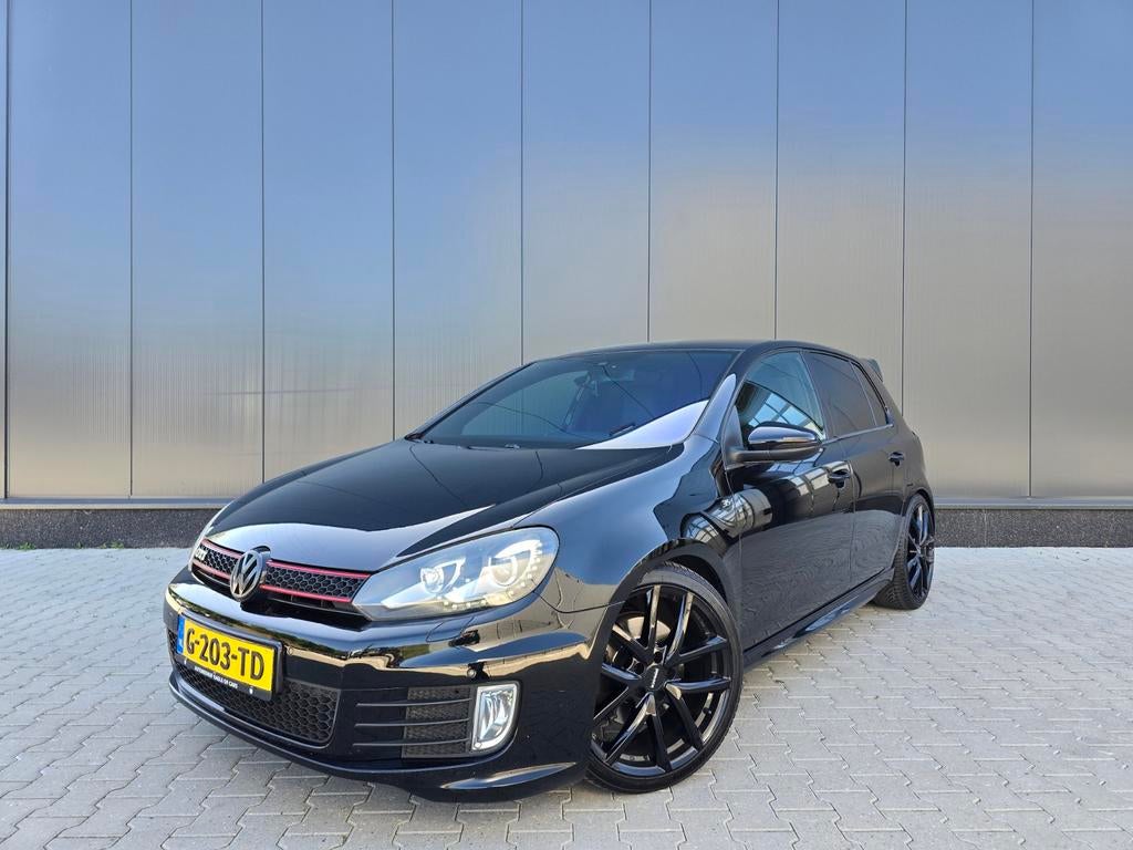 Volkswagen Golf 6 GTI Edition 35 | 300PK | P&B | Nw Ketting, Voorwielaandrijving, Euro 5, Zwart, 4 cilinders