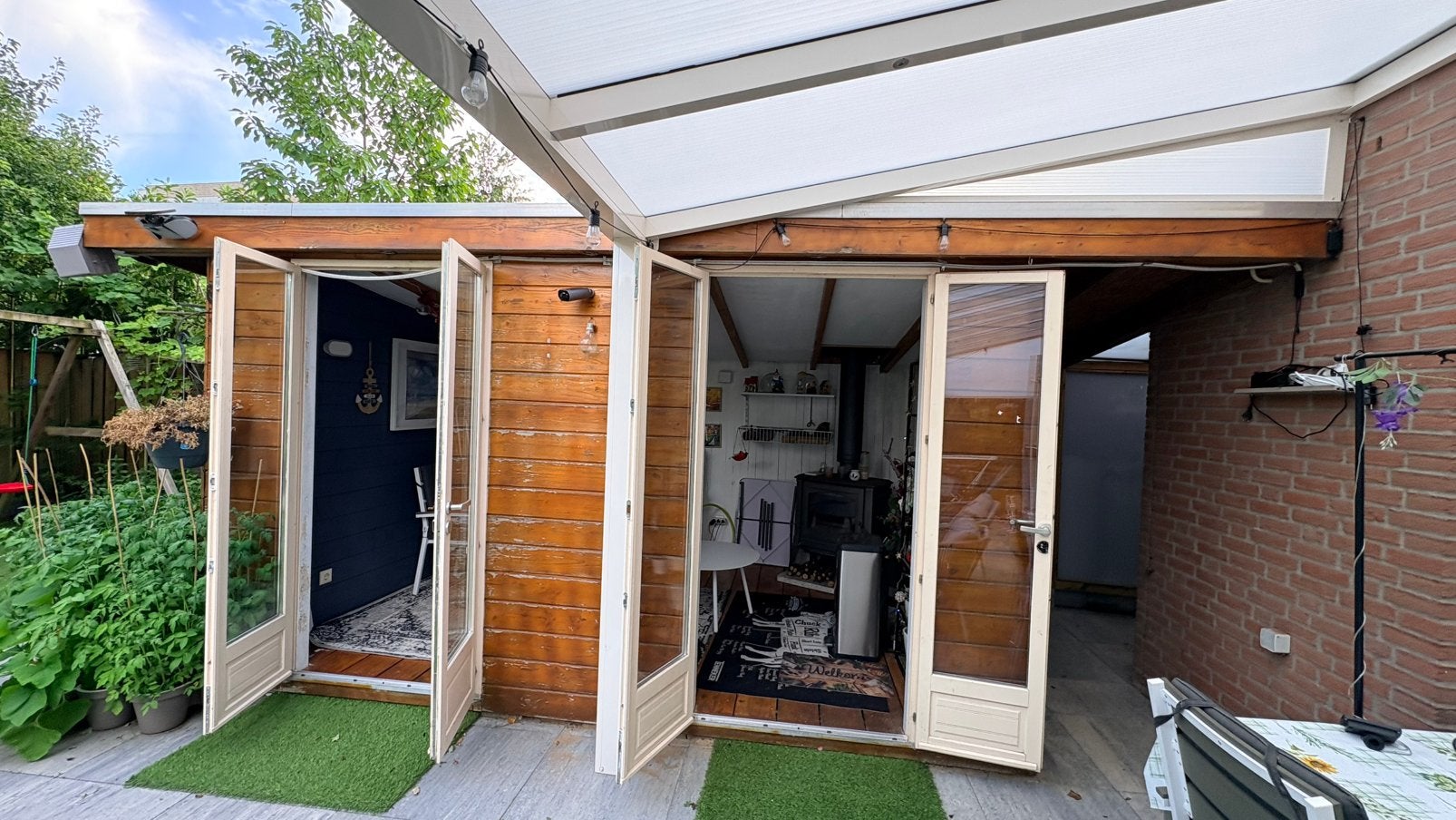 Garden house