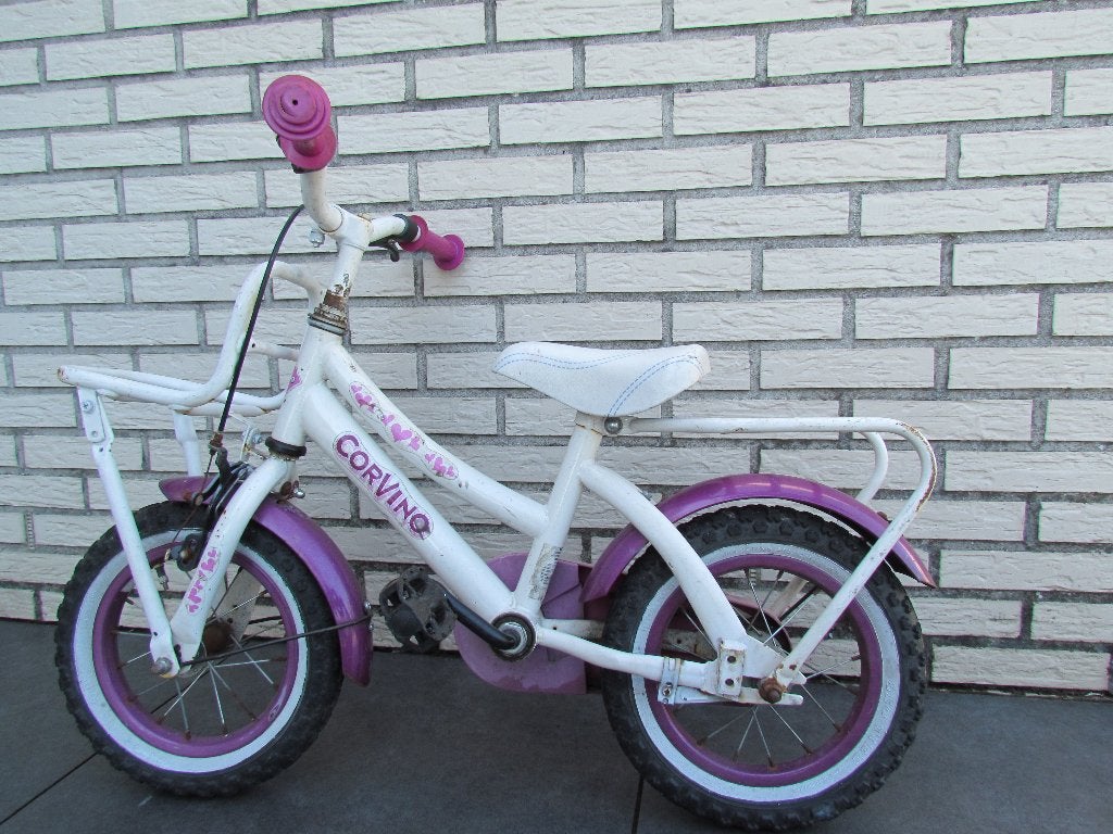 Goed onderhouden 9 inch meisjesfiets, Ophalen, Terugtraprem, Gebruikt, Corvino