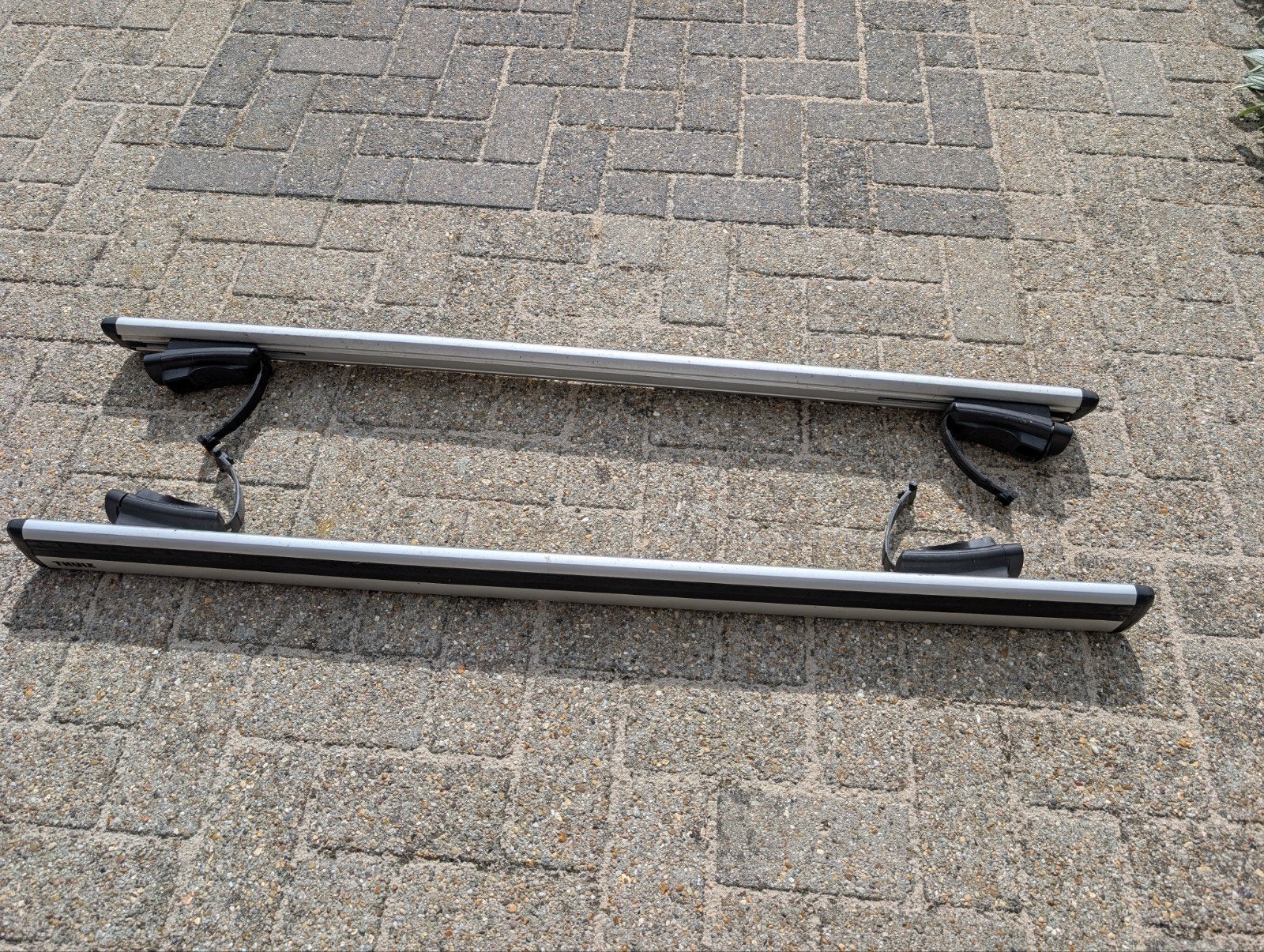 Thule Wingbar Evo dakdragers, Ophalen, Gebruikt