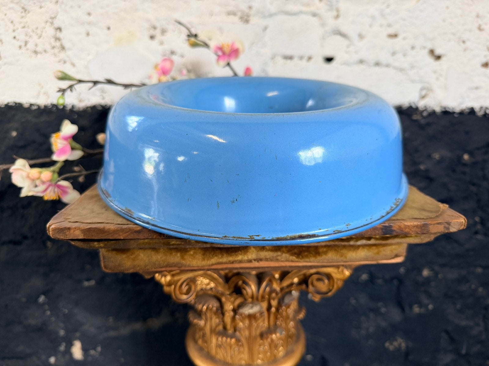 Vintage Deense Madam Blå emaille tulbandvorm randvorm blauw, Antiek en Kunst, Antiek | Emaille, Ophalen of Verzenden
