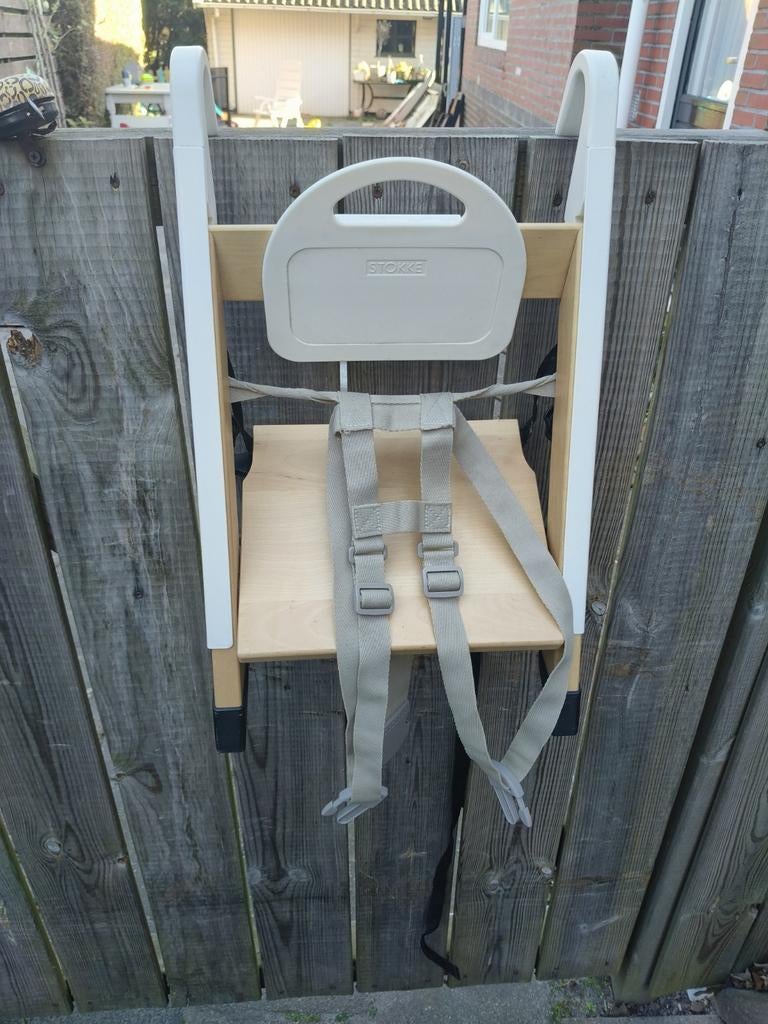 Stokke inklapbare kinderstoel met gordel, Kinderen en Baby's, Kinderstoelen, Ophalen of Verzenden