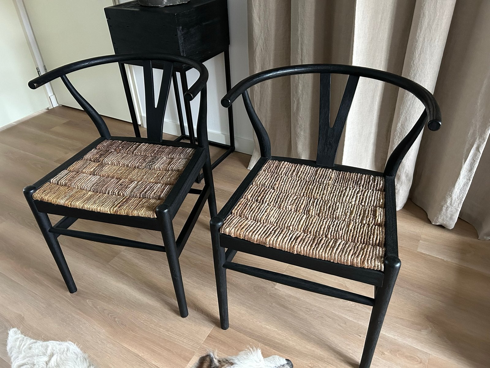 dBodhi eetstoelen - Zo goed als nieuw, Ophalen, Twee, Zwart, Zo goed als nieuw