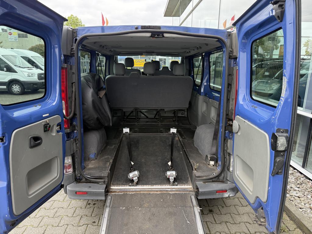 Renault Trafic Passenger 6+1 Rolstoelbus 2.0-16V T29 L2H1 Au, Auto's, Renault, Voorwielaandrijving, 1998 cc, Gebruikt, 8 stoelen