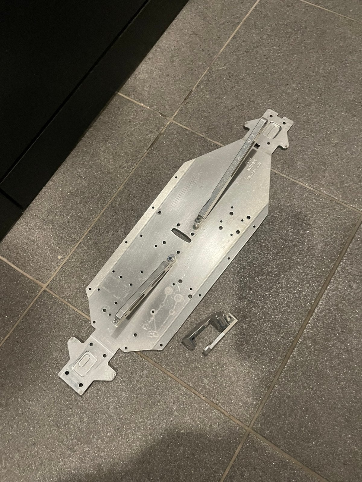 Arrma kraton 1/8 m2c, Ophalen of Verzenden, Overige schalen, Auto offroad