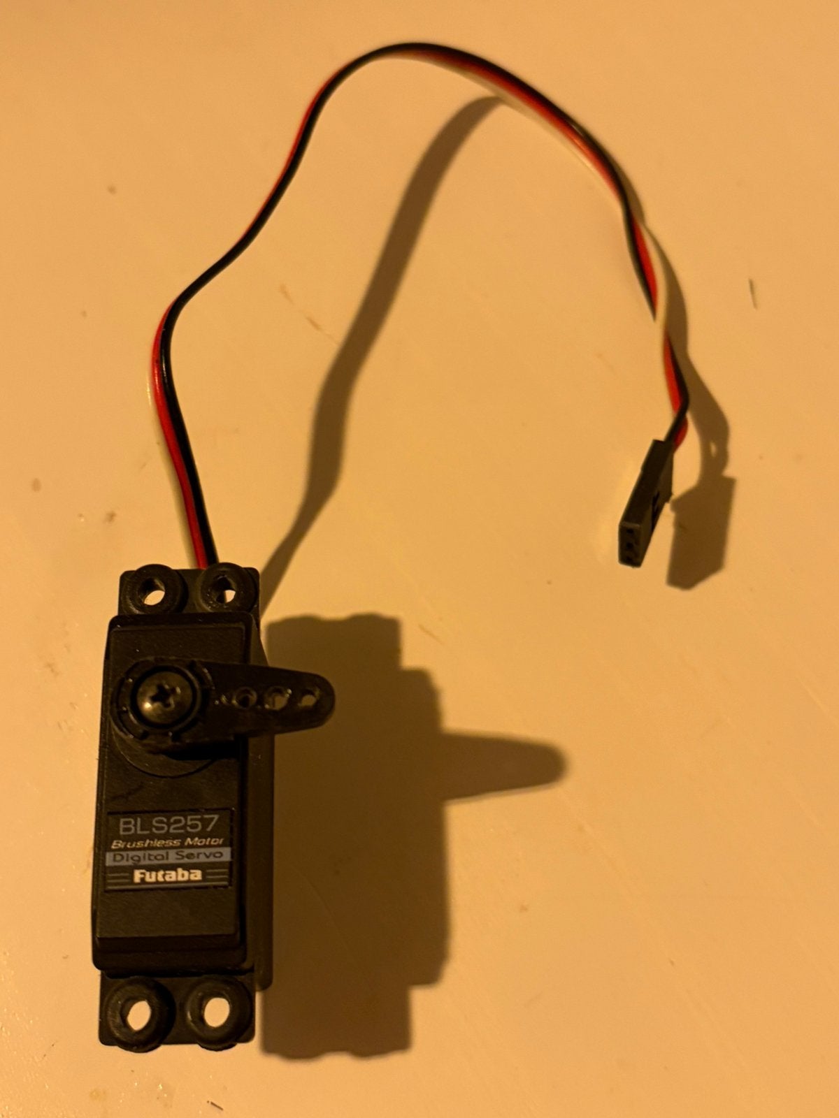 Futaba BLS257 als nieuw!, Ophalen, Zo goed als nieuw