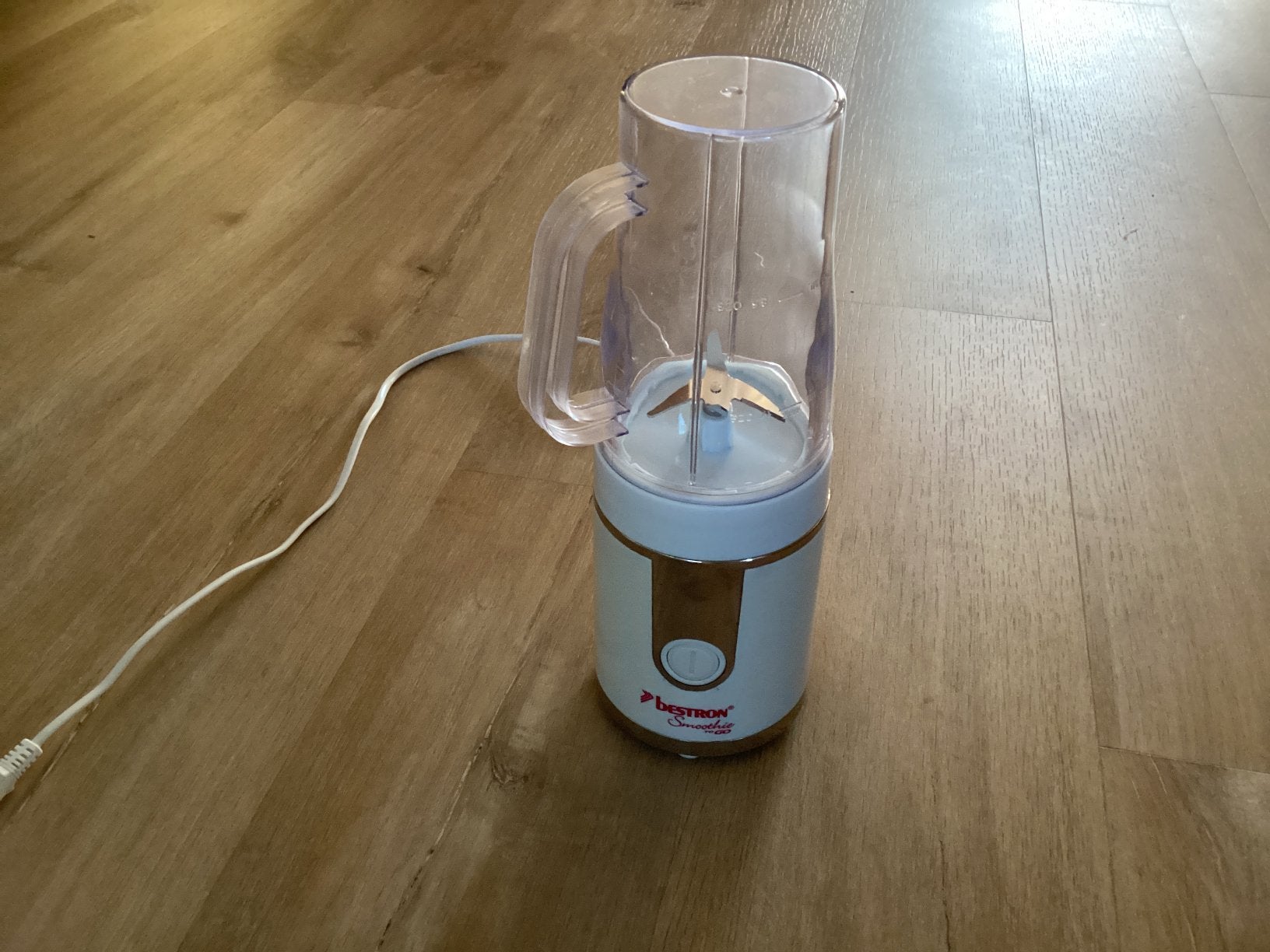 Bestron smoothie machine, Ophalen, Zo goed als nieuw, Blender