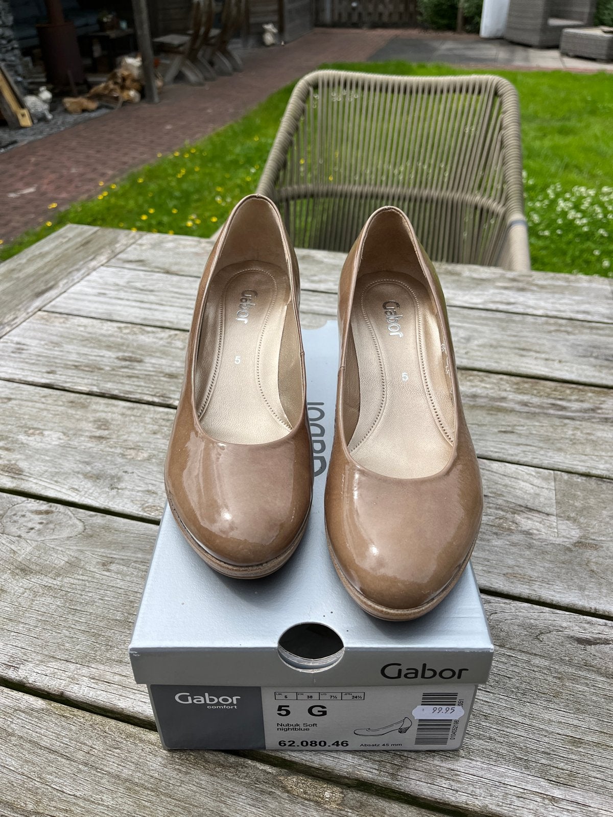 Gabor Camel hoogglans pump - Maat 5, Ophalen of Verzenden, Zo goed als nieuw, Bruin, Pumps