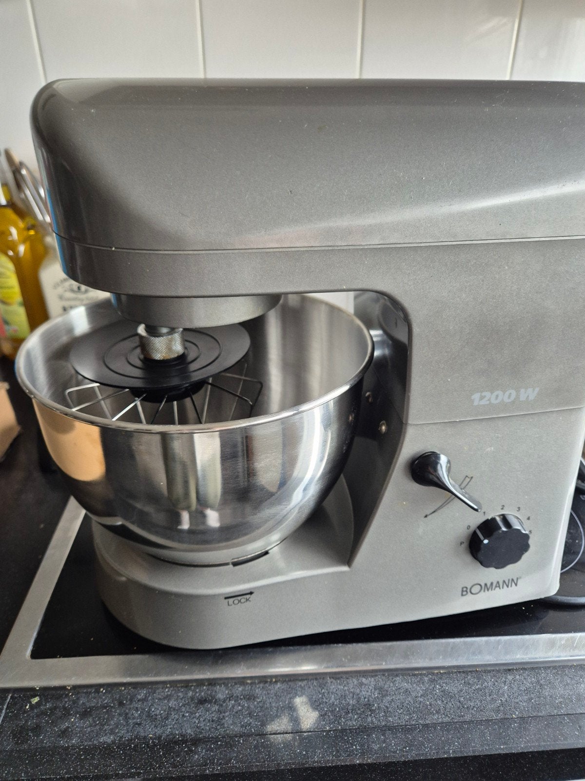 Bomann Keukenmachine 1200W - Krachtig en Veelzijdig, Witgoed en Apparatuur, 3 tot 4 liter, Ophalen, Gebruikt, 3 snelheden of meer