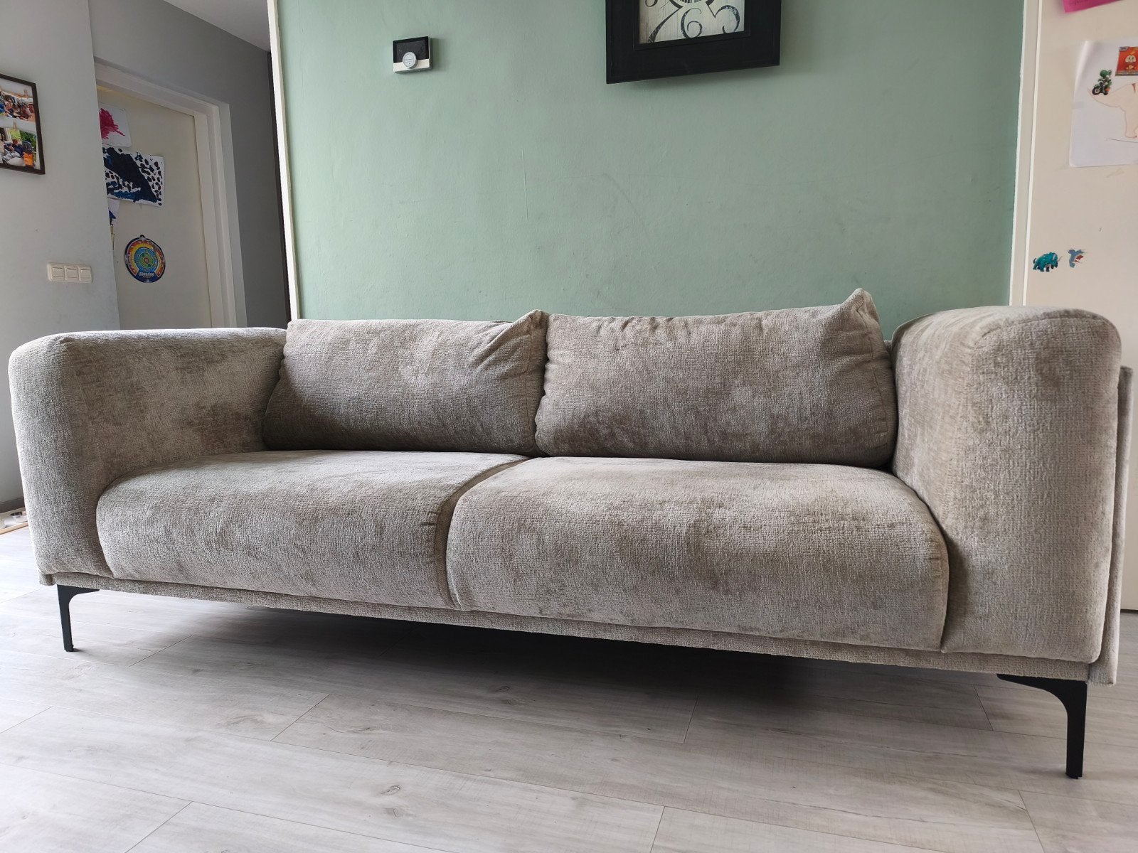 3 zitsbank Taupe/ Grijsbruin 2 a 3 maanden gebruikt, Huis en Inrichting, Banken | Bankstellen, Ophalen, Driepersoons, 75 tot 100 cm