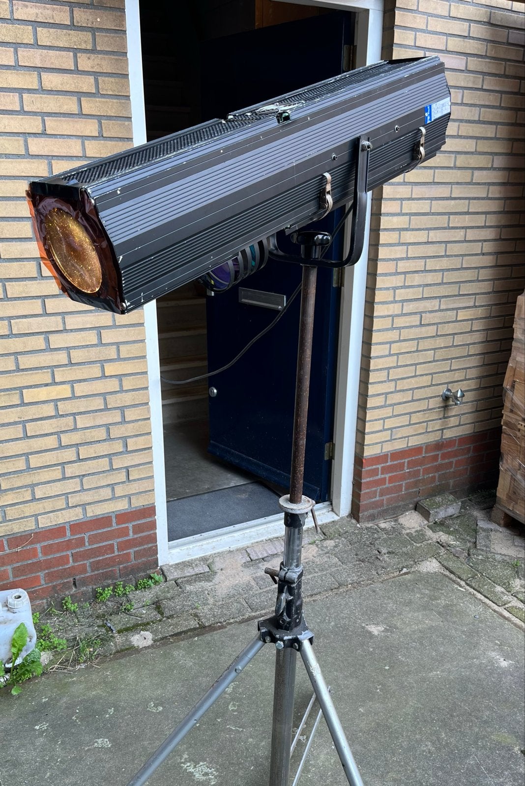 Volgspot Fal N serie met statief en flightcase, Ophalen, Gebruikt