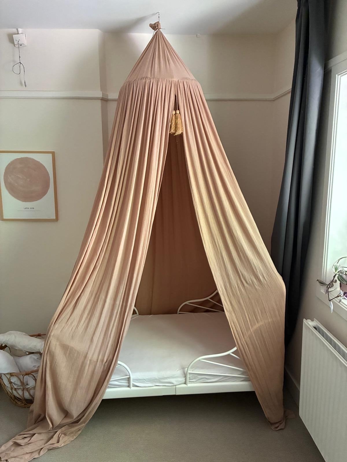 Mooie Oudroze Konges Sløjd hemelbed/klamboe voor kinderkamer, Ophalen, Zo goed als nieuw, 180 cm of meer, Minder dan 70 cm