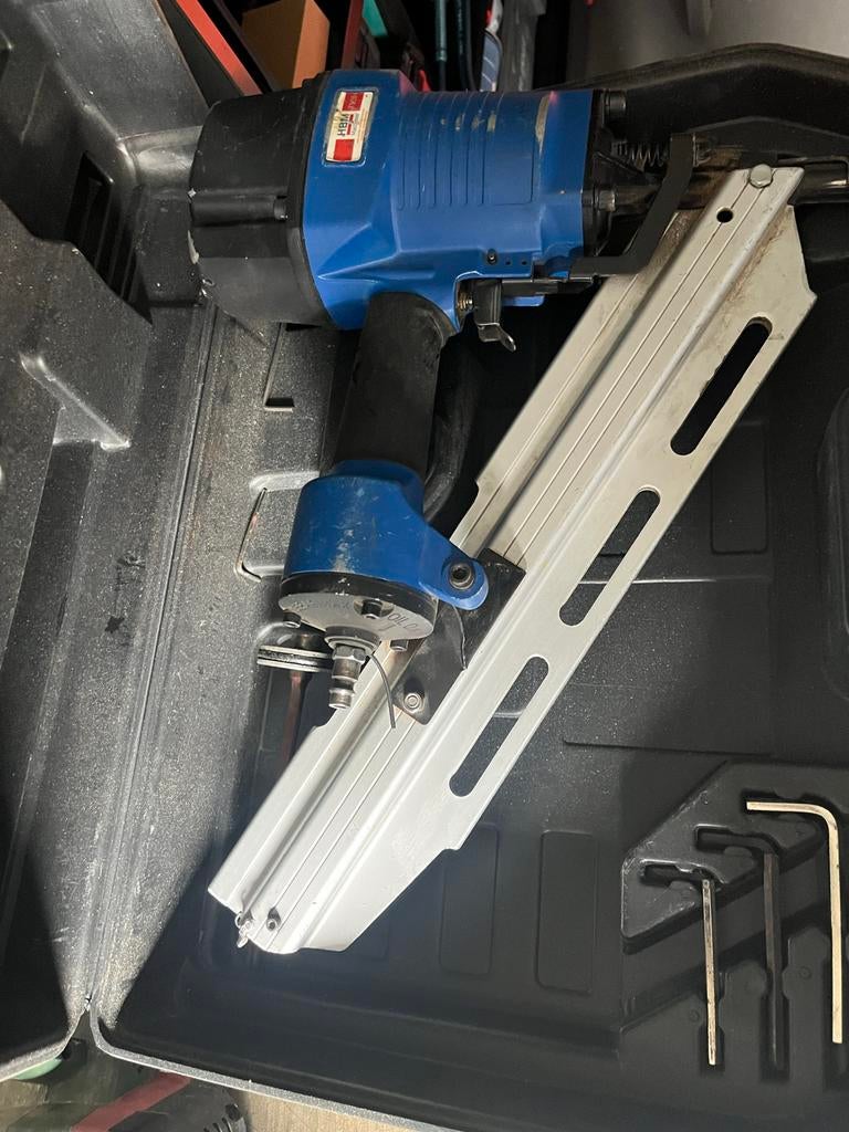 HBM T9238 Pneumatische Spijkerpistool, Doe-het-zelf en Verbouw, Ophalen of Verzenden, Gebruikt