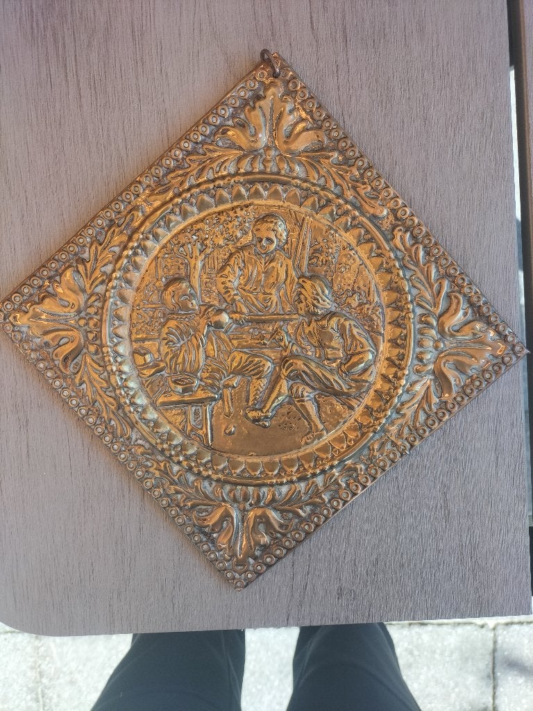Koperen Wandbord, Ophalen