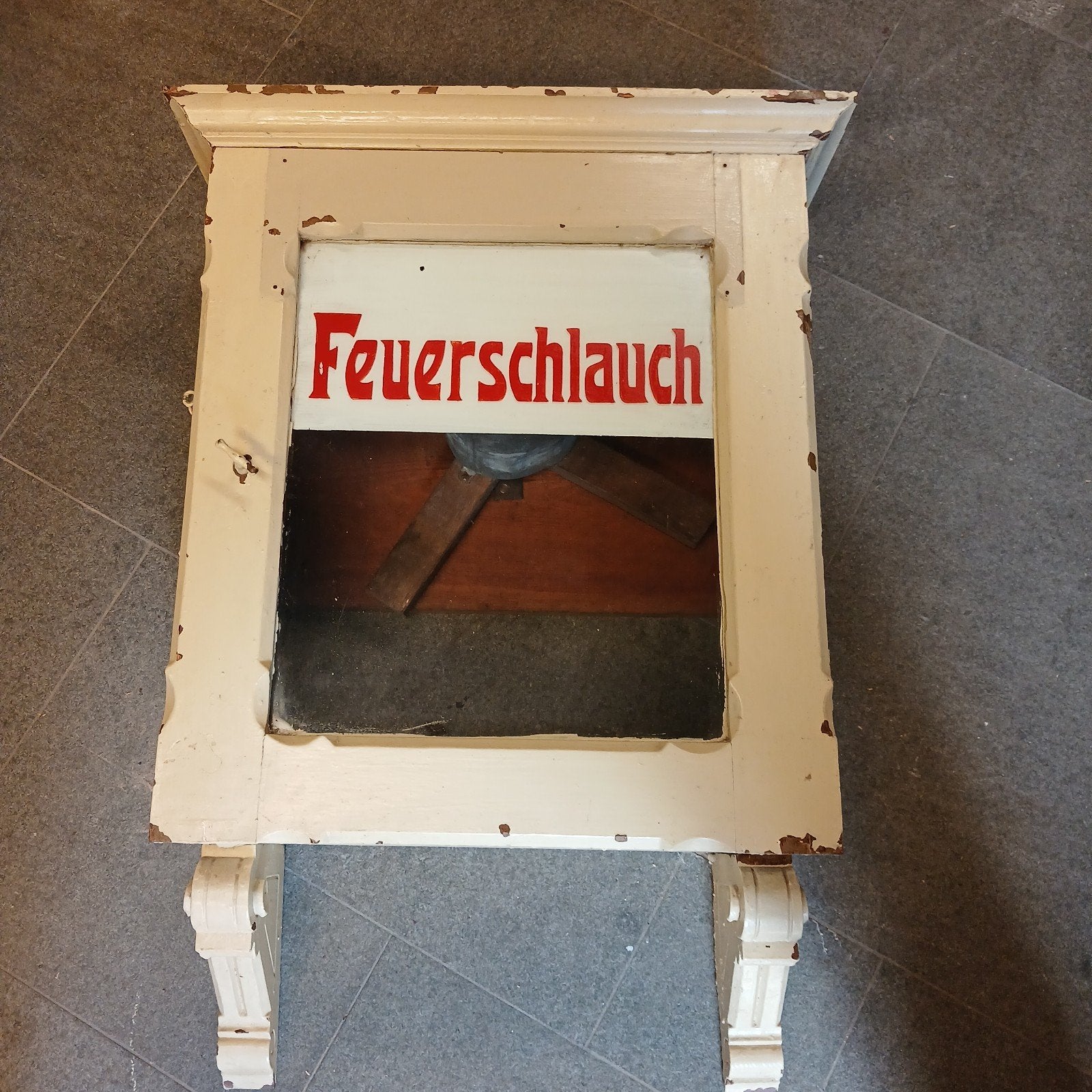 Antiek Duits brandslang kastje met 'Feuerschlauch', Ophalen