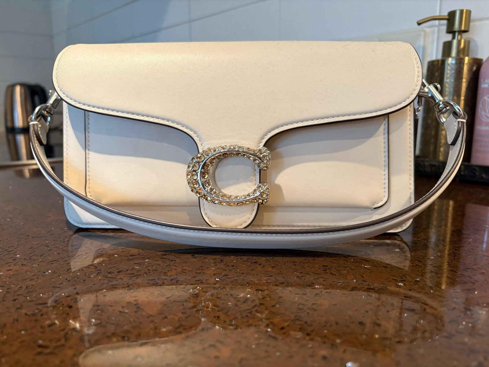 Coach Tabby 26 Schoudertas met Kristallen C-sluiting, Ophalen of Verzenden, Nieuw, Beige, Schoudertasje