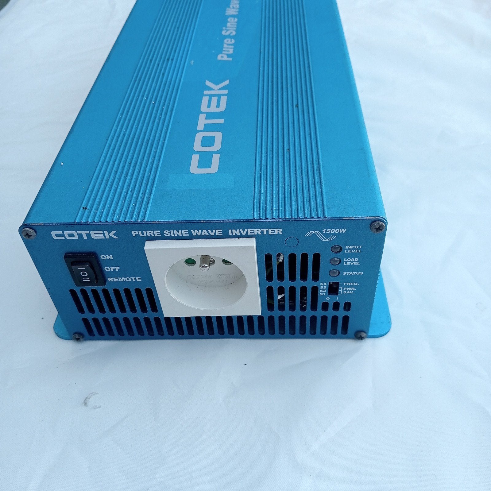 Sinus omvormer 12 volt 230 ,1500 watt, Ophalen of Verzenden