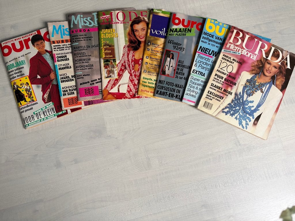 Mode bladen, Hobby en Vrije tijd, Overige typen, Vrouw, Zo goed als nieuw, Burda