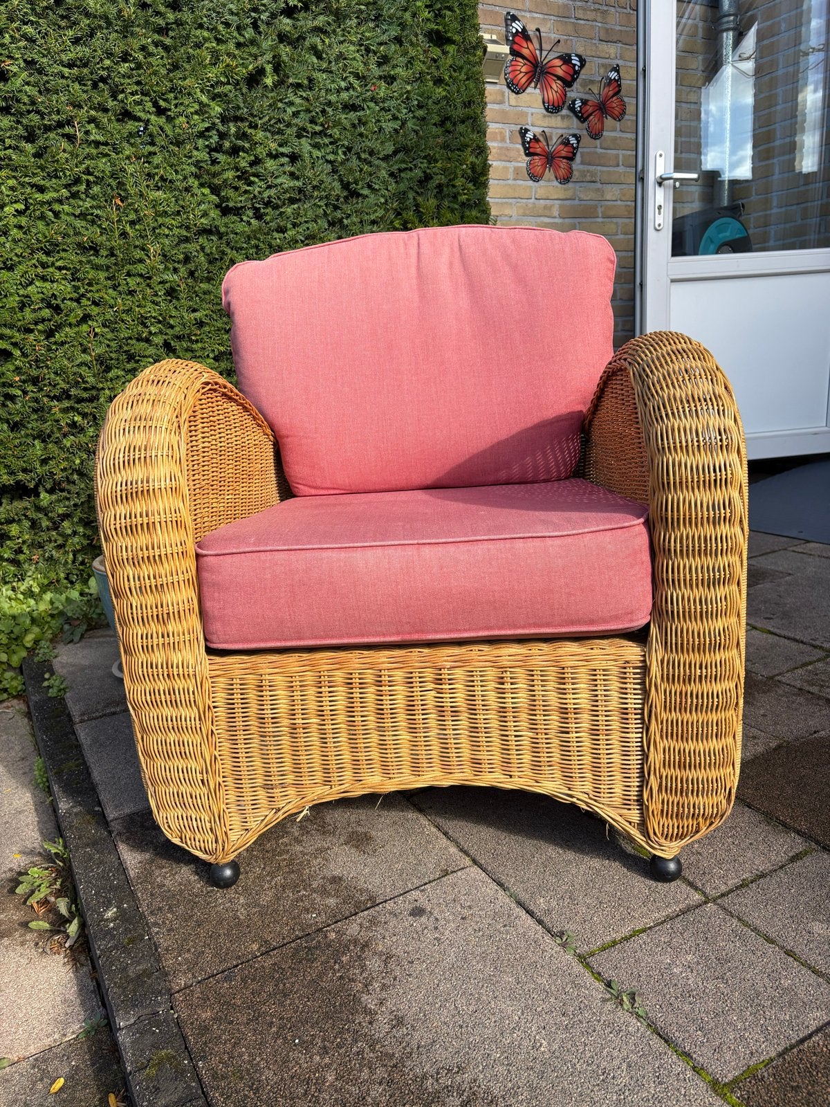 Rotan fauteuil met roze kussens, Ophalen, Gebruikt, Rotan