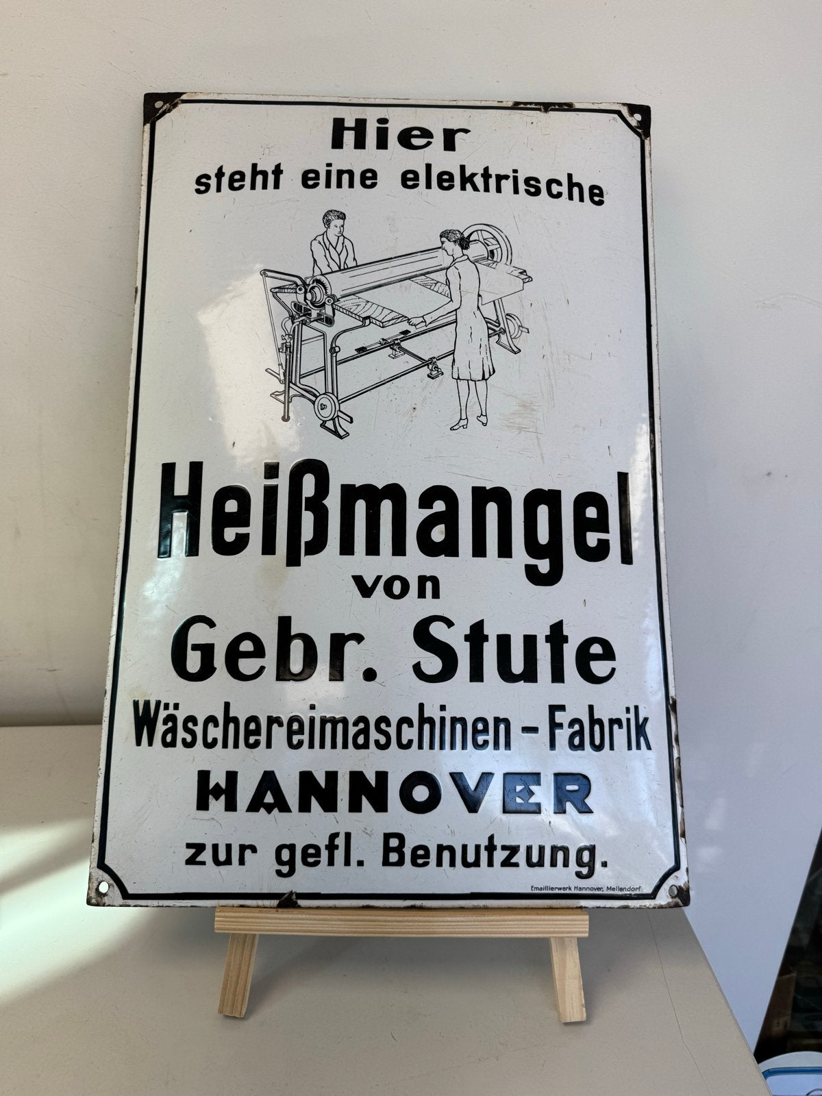 Vintage Emaille Reclamebord - Heißmangel Gebr. Stute, Antiek en Kunst, Ophalen