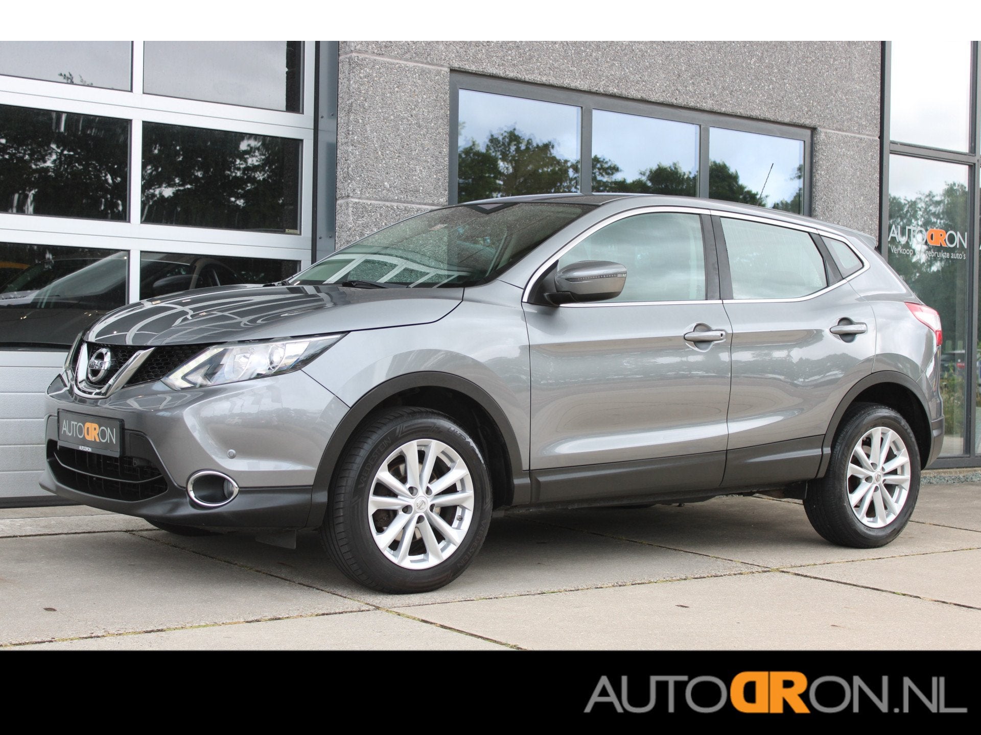 Nissan QASHQAI 1.6 Acenta Trekhaak tot 1500KG Trekvermogen, Auto's, Voorwielaandrijving, Gebruikt, 4 cilinders, Origineel Nederlands