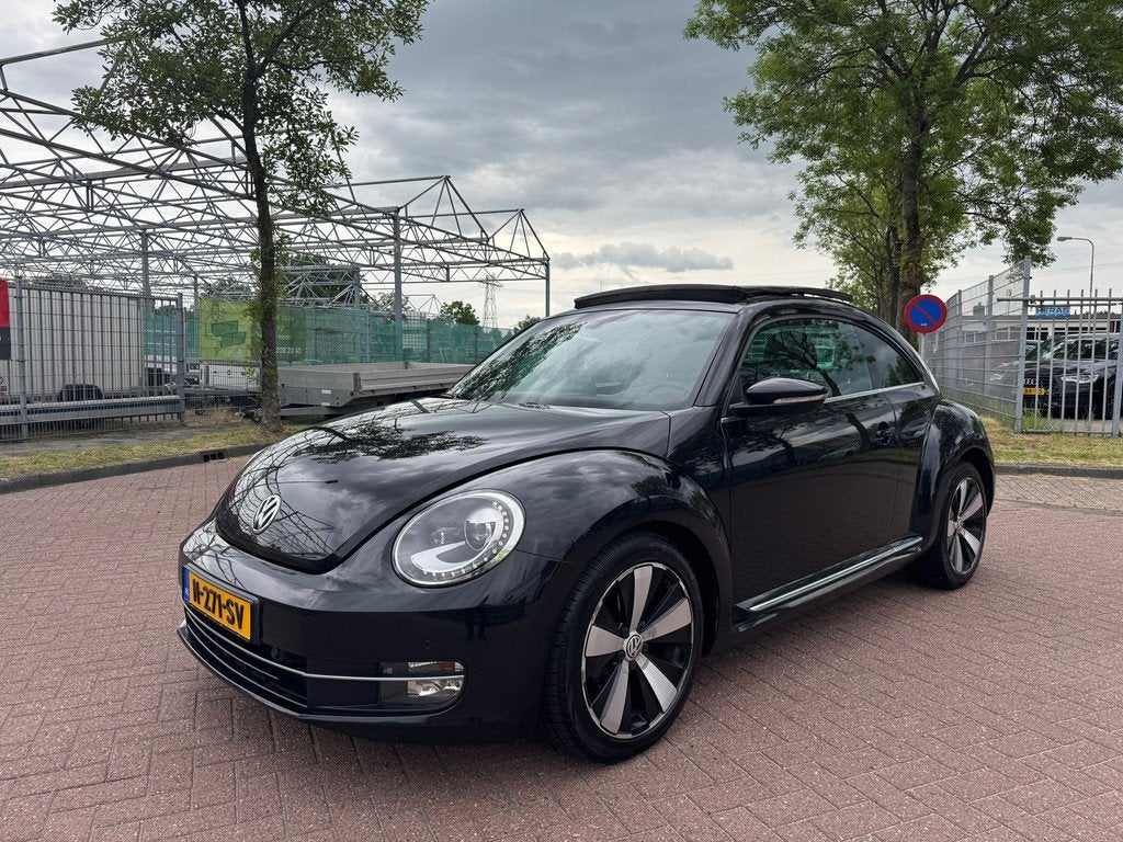 Volkswagen Beetle 2.0 TDI Design pano automaat, Auto's, Volkswagen, Euro 5, Gebruikt, Beetle (Kever), 4 cilinders