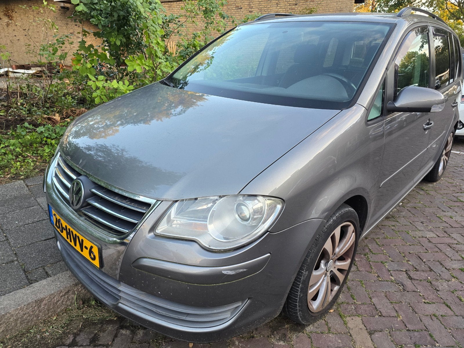 VW Touran 1.4 TSI  140PK  2009  305.000 km klus/reparatie, Auto's, Voorwielaandrijving, Stof, 4 cilinders, USB