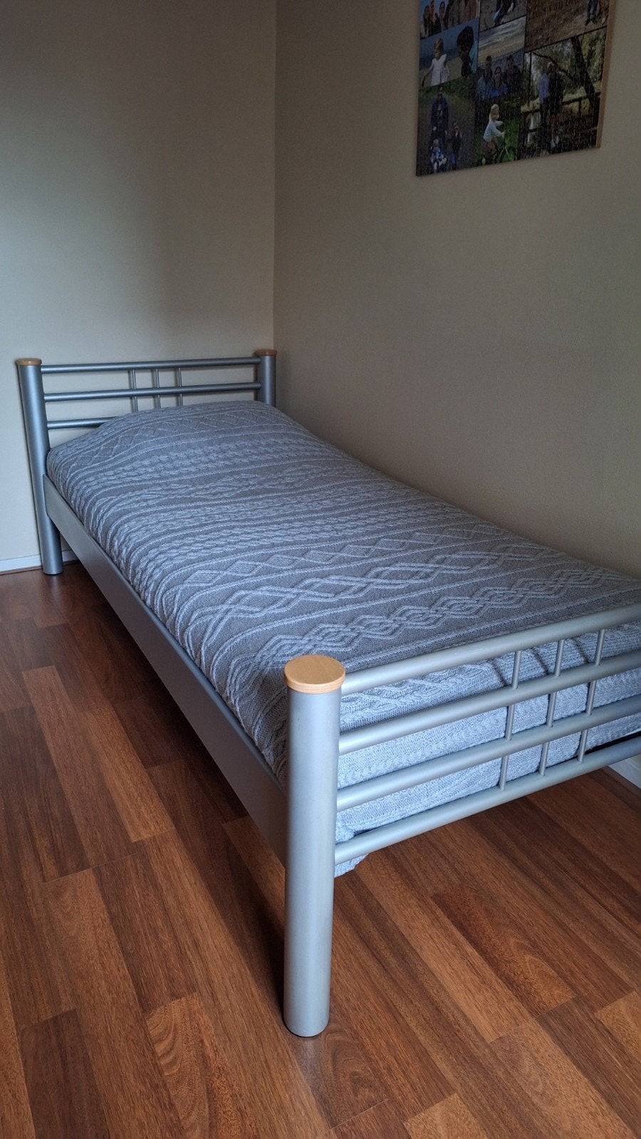 Extra lang eenpersoonsbed 210 cm - Metaal en Hout, Huis en Inrichting, Slaapkamer | Bedden, Ophalen, Gebruikt, 90 cm, Eenpersoons