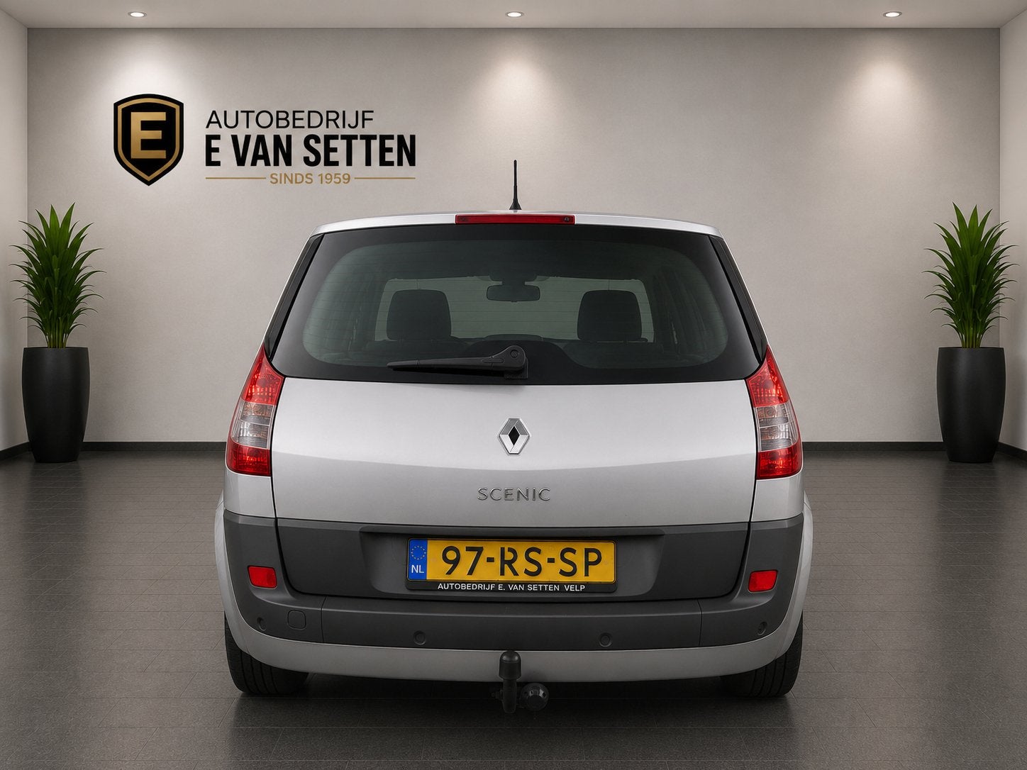 Renault Scénic 2.0-16V Automaat Expression Luxe, Auto's, 1998 cc, Zwart, 4 cilinders, 650 kg
