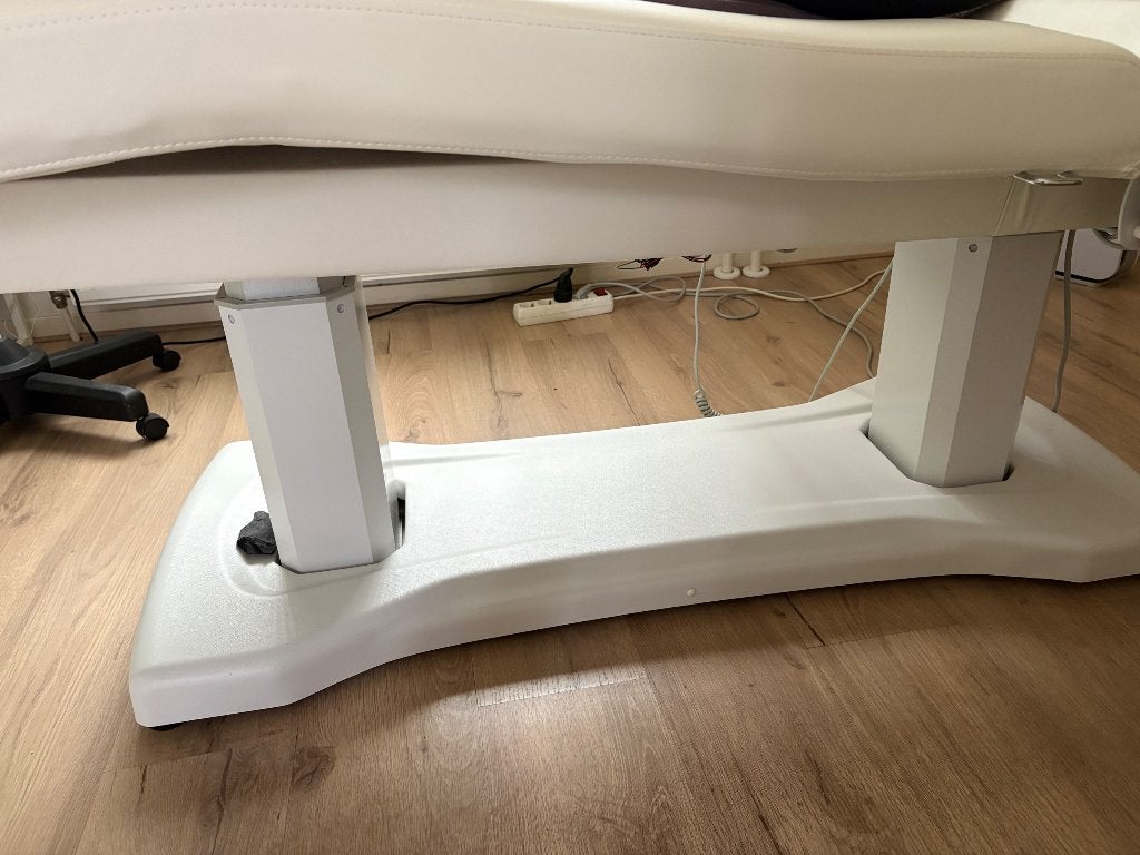 Te koop Massagetafel Master ljoy deluxe met verwarming, Diensten en Vakmensen, Bedrijfsmassage