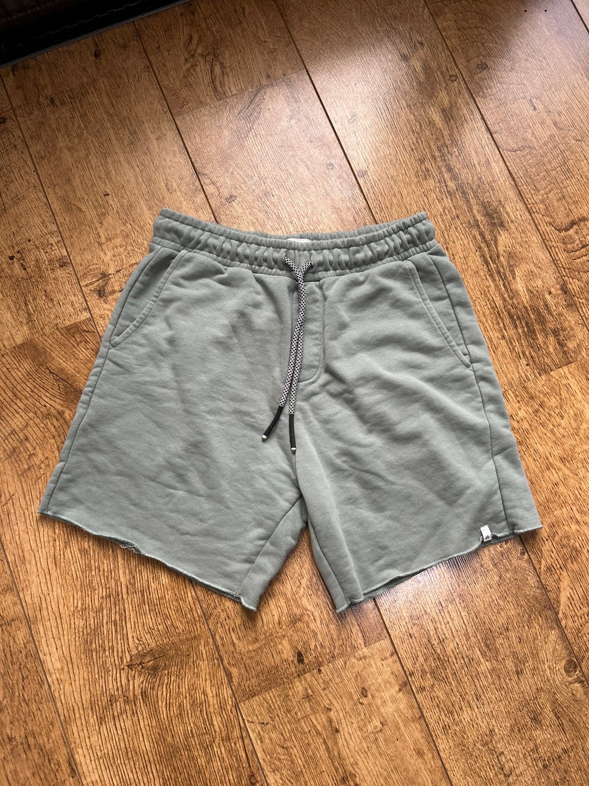 Lichtgroene korte joggingbroek van Lost Minds, maat S, Kleding | Heren, Broeken en Pantalons, Ophalen of Verzenden, Zo goed als nieuw