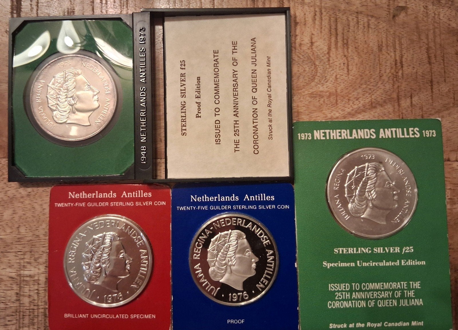 25 guldens Nederlandse antillen 1973 en 1976 verpakking fdc, Ophalen of Verzenden, Koningin Juliana, Zilver