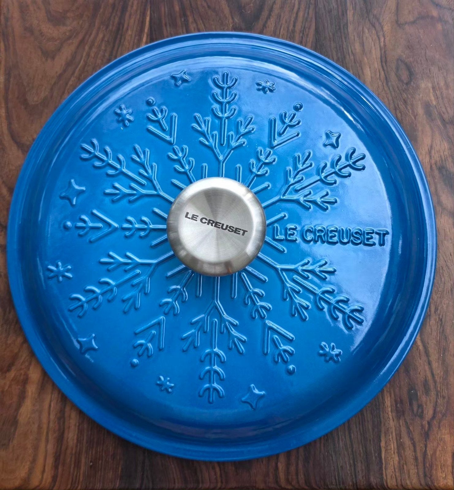 Le Creuset Noël Collection Snowflake Braiser (DISCONTINUED), Ophalen of Verzenden, Nieuw, Overige stijlen